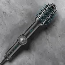 سشوار حرفهای وی جی آر با متمرکزکننده مدل V_483