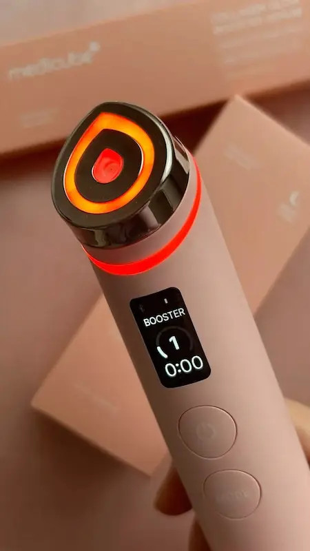 دستگاه جوانساز مدی کیوب AGE-R Booster Pro لیفت و گلوو اسکین